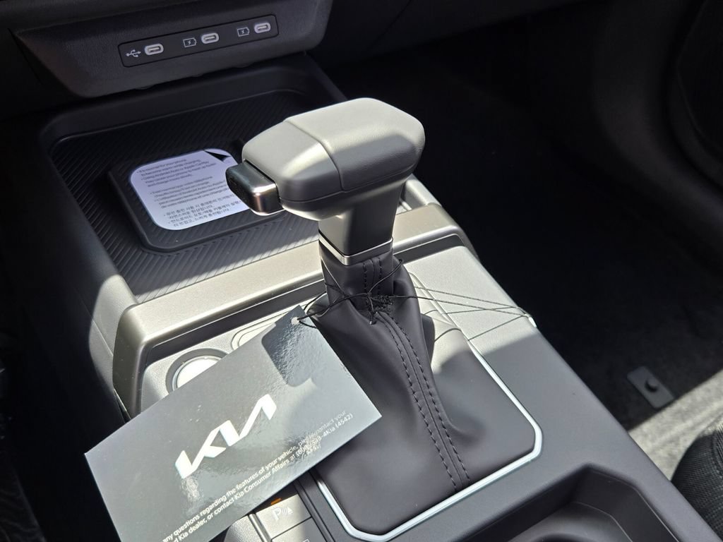New 2027 Kia Seltos S FWD image 11