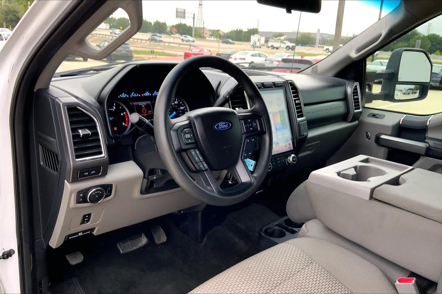 Used 2017 Ford F350 XLT w/ XLT Value Package AWD/4WD image 16