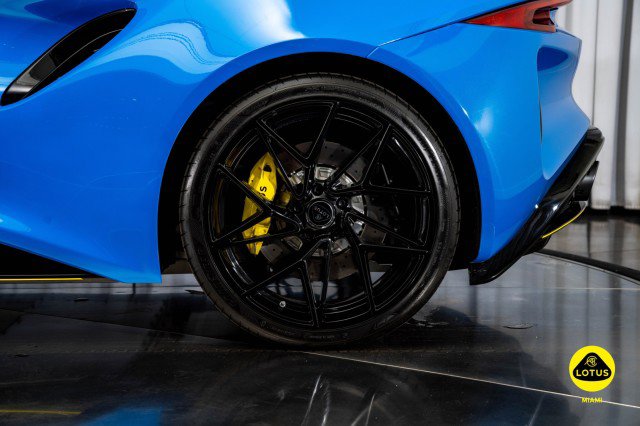 New 2026 Lotus Emira SE image 8