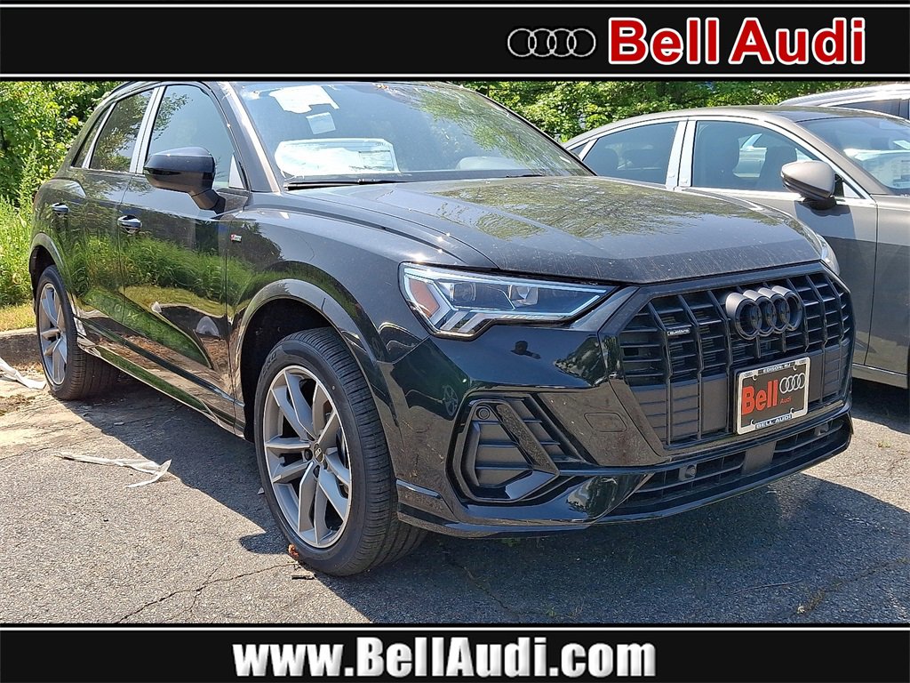 New 2025 Audi Q3 2.0T Premium
