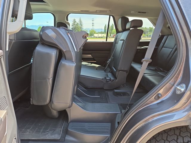 Used 2023 Toyota Sequoia SR5 w/ SR5 Premium Package AWD/4WD image 34