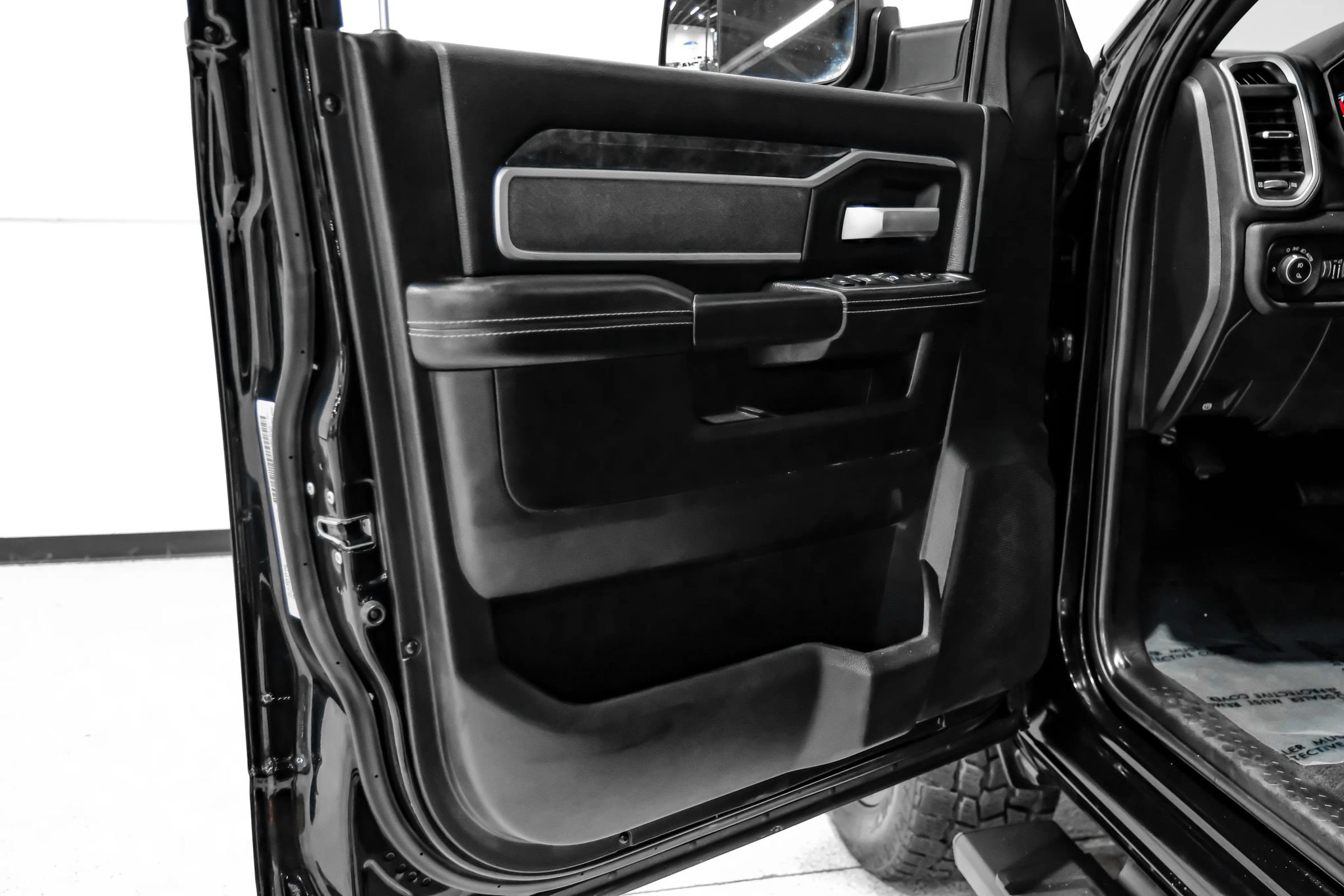 Used 2020 RAM 2500 Big Horn w/ Level 2 Equipment Group AWD/4WD image 50