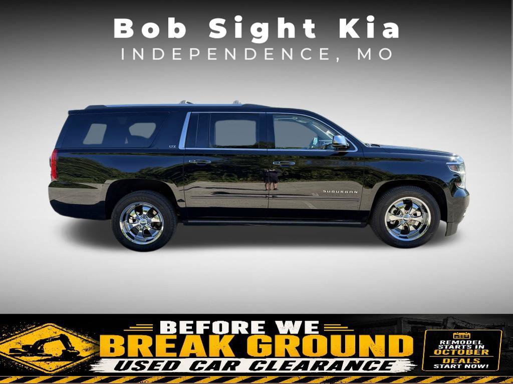 Used 2016 Chevrolet Suburban LTZ AWD/4WD image 21