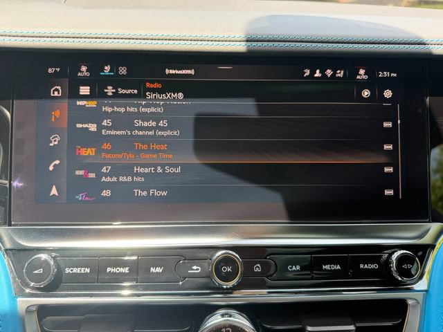 Used 2025 Bentley Flying Spur Plug-In Hybrid AWD/4WD image 33