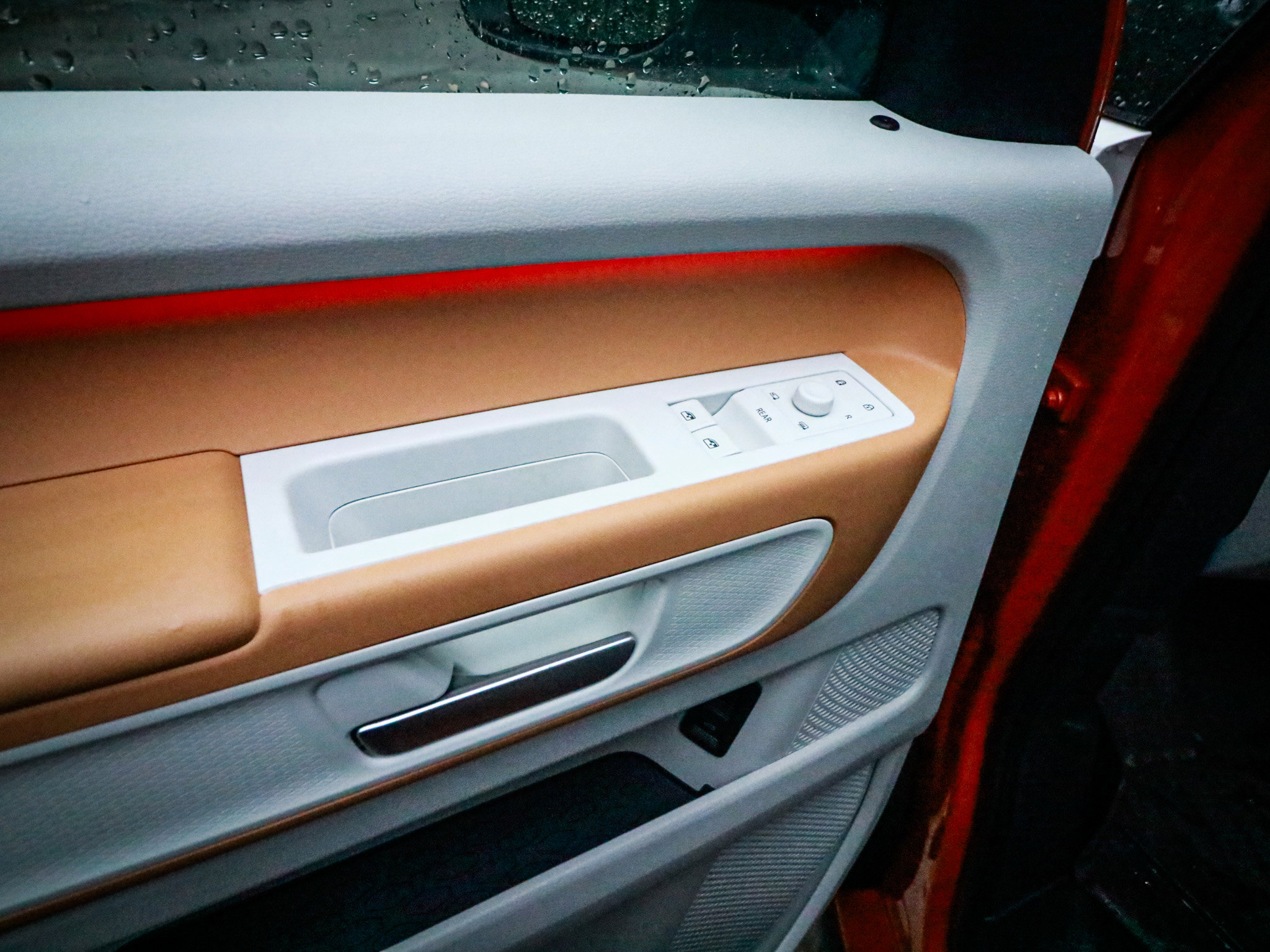 Used 2025 Volkswagen ID. Buzz 1st Edition image 15