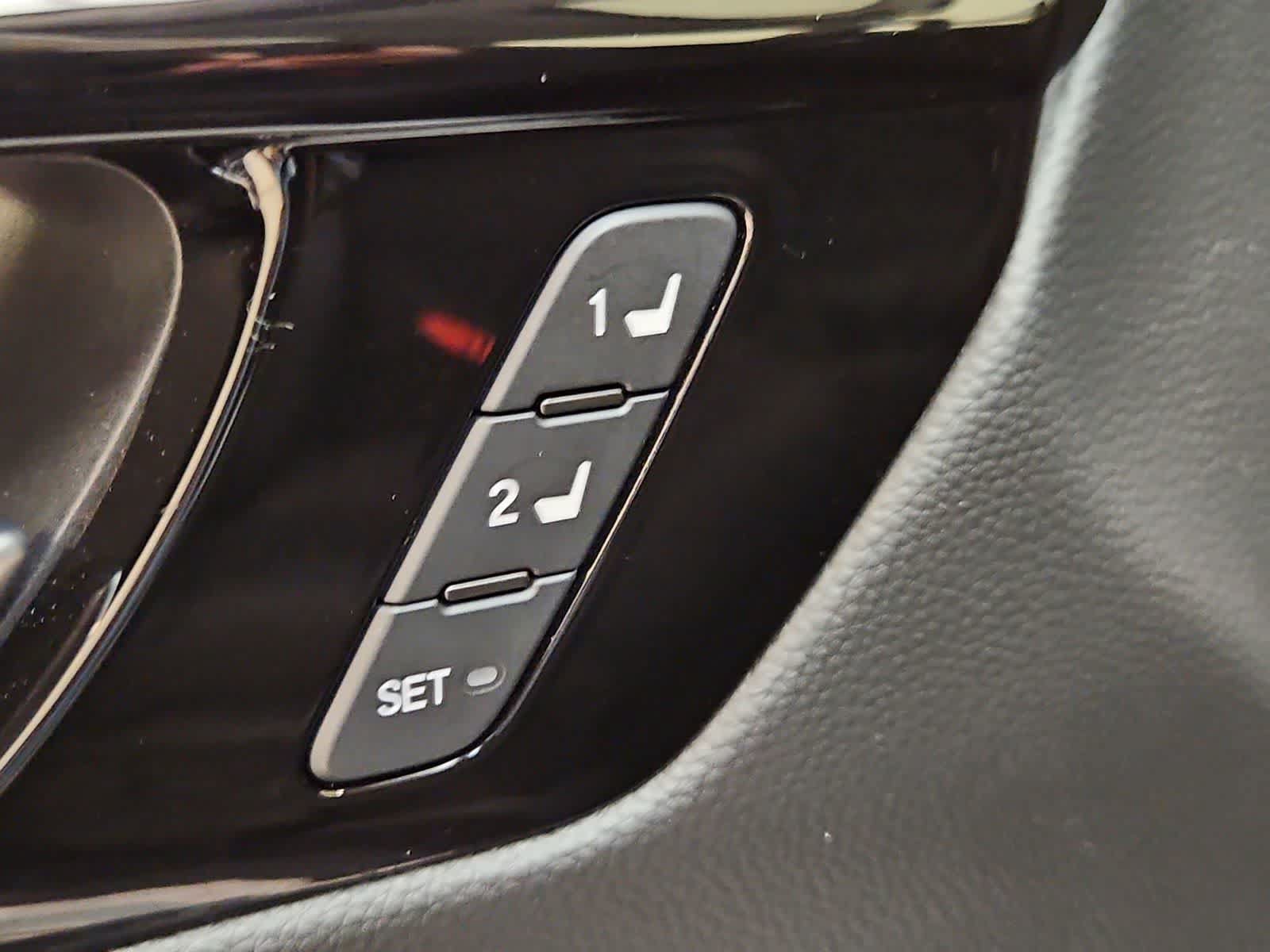 Used 2024 Honda CR-V EX-L image 18