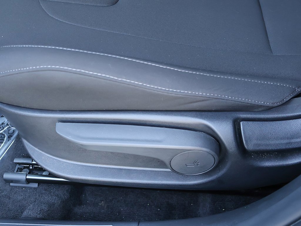 Used 2025 Hyundai Elantra Sport w/ Cargo Package image 27