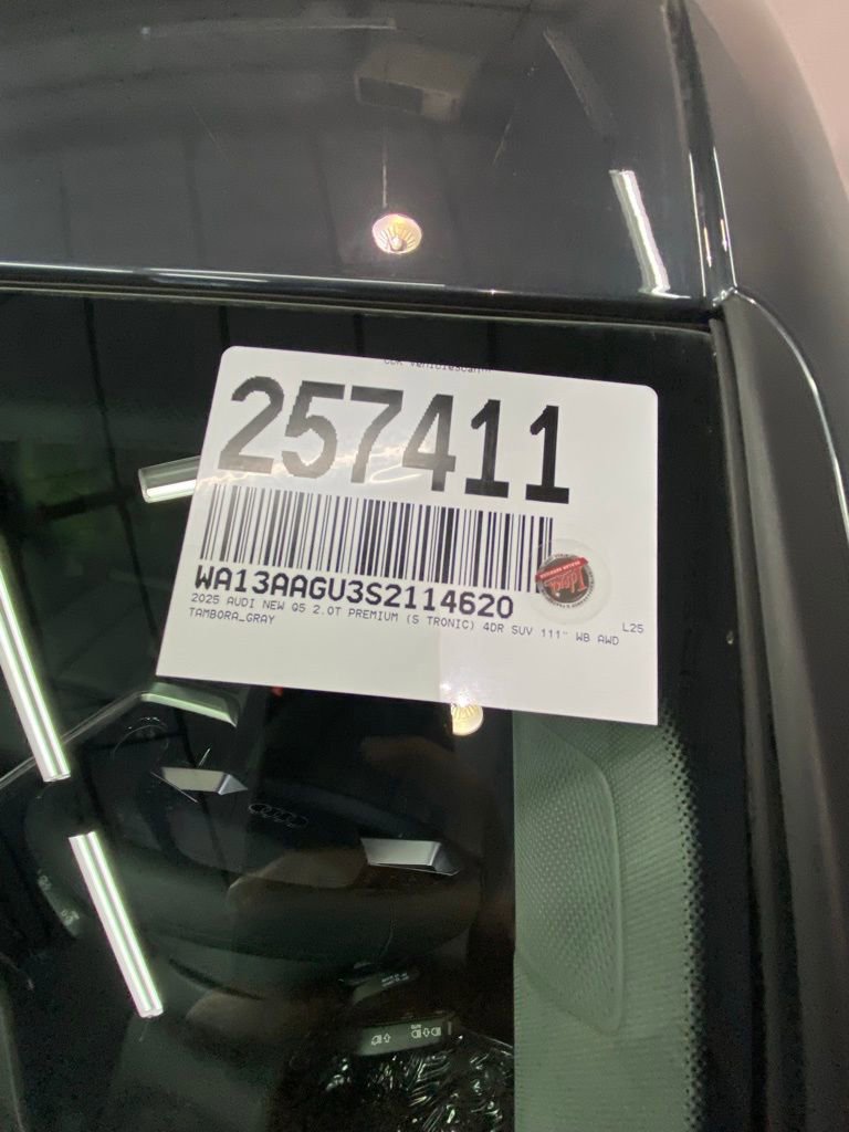 New 2025 Audi Q5 Prestige image 15