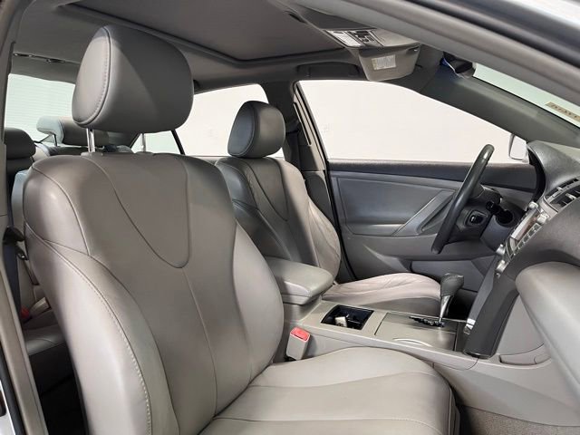 Used 2009 Toyota Camry Base image 9