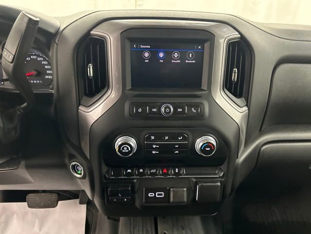 Used 2024 GMC Sierra 1500 Pro w/ Graphite Edition AWD/4WD image 18