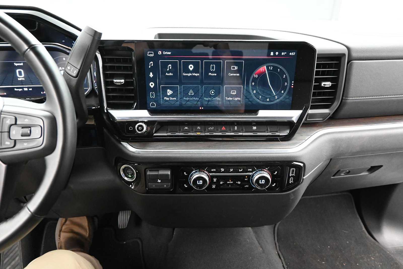 Used 2025 GMC Sierra 1500 SLT AWD/4WD image 15