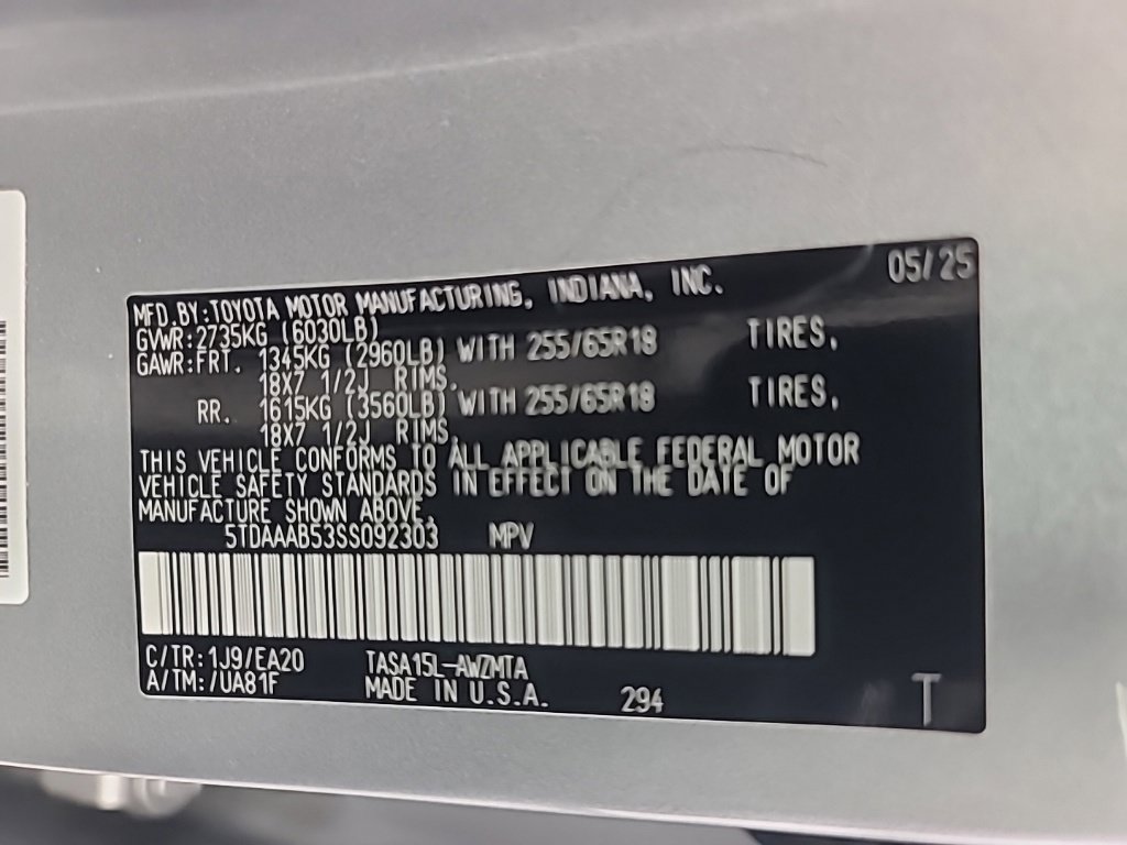Used 2025 Toyota Grand Highlander AWD image 44