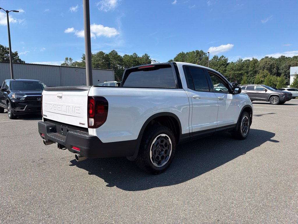Certified 2024 Honda Ridgeline Sport image 5