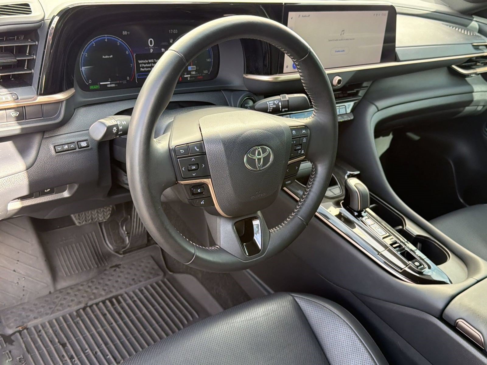 Used 2024 Toyota Crown AWD/4WD image 4