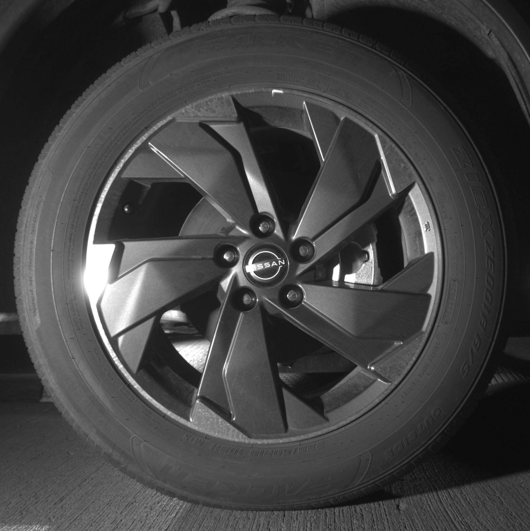 Used 2025 Nissan Rogue SV FWD image 10