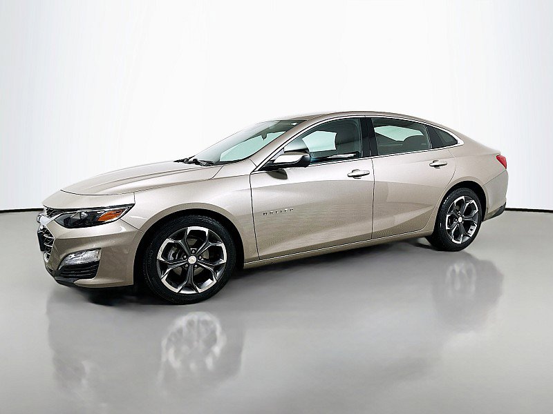 Used 2023 Chevrolet Malibu LT image 3