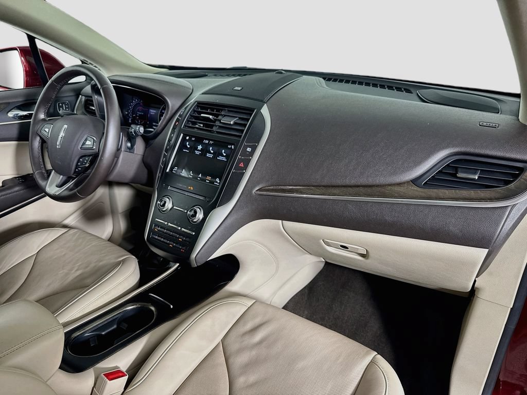 Used 2019 Lincoln MKC Reserve w/ MKC Climate Package AWD/4WD image 31