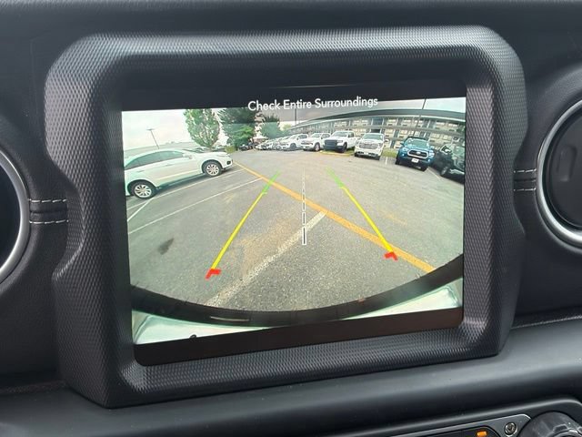 Used 2023 Jeep Wrangler Unlimited Sahara w/ Safety Group AWD/4WD image 21