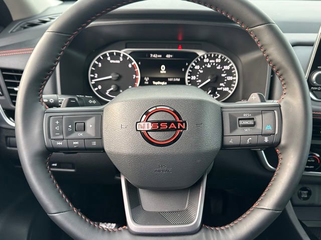 Certified 2025 Nissan Rogue SV AWD/4WD image 41