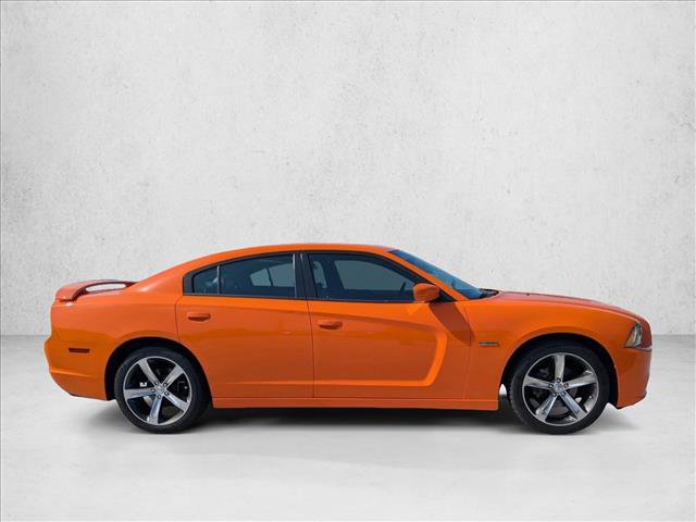 Used 2014 Dodge Charger SXT RWD image 4