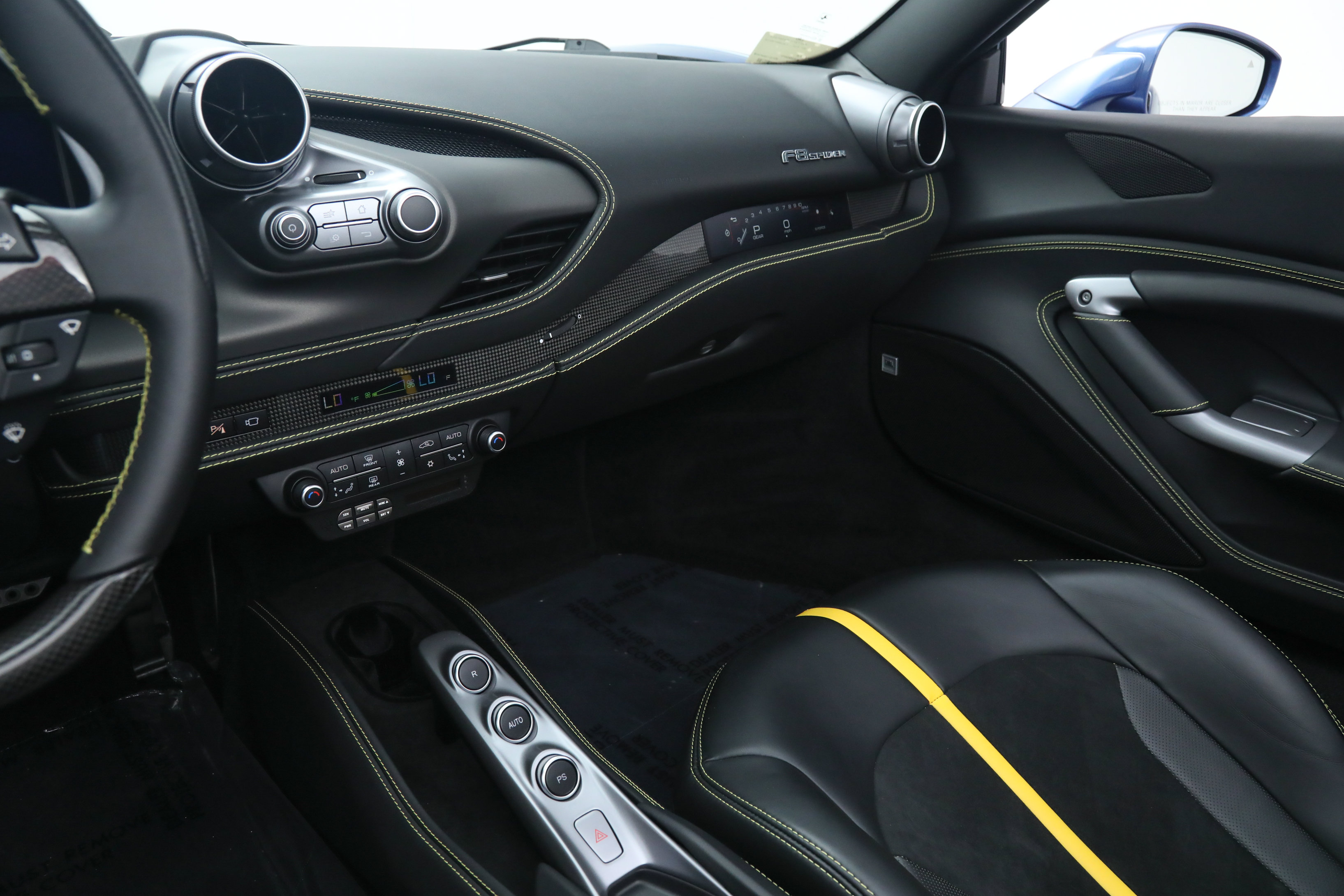 Certified 2023 Ferrari F8 Tributo RWD image 33