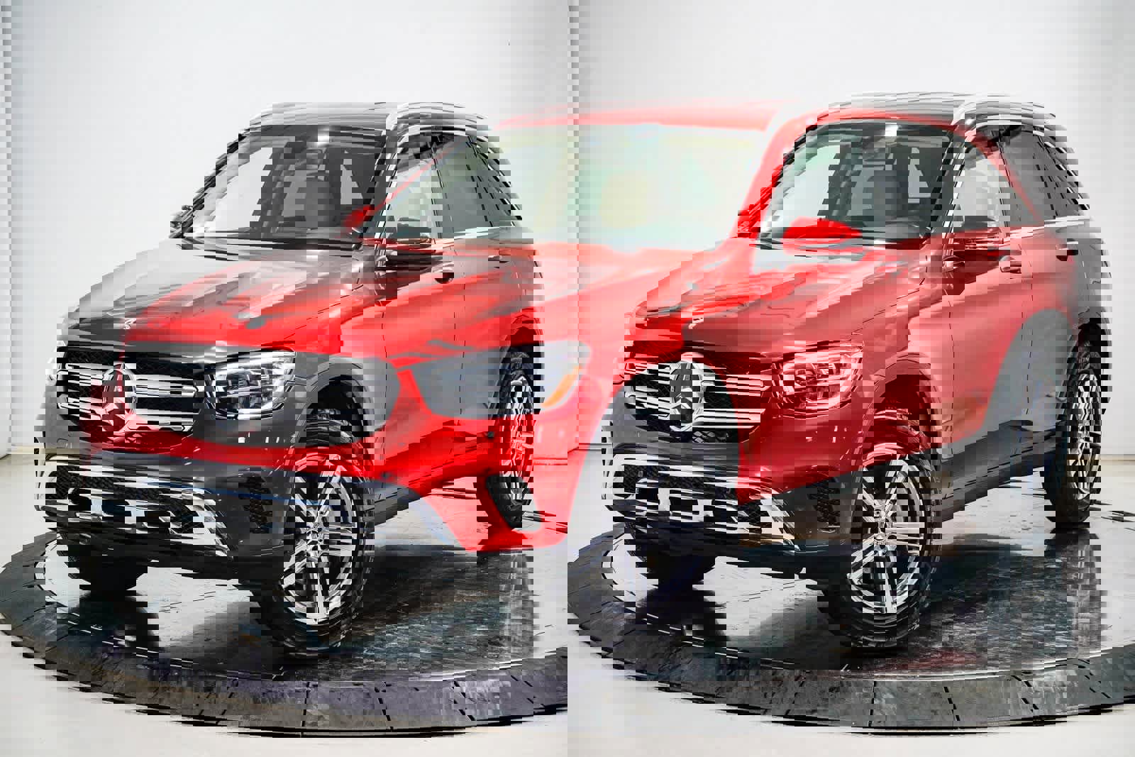 Certified 2021 Mercedes-Benz GLC 300 image 1