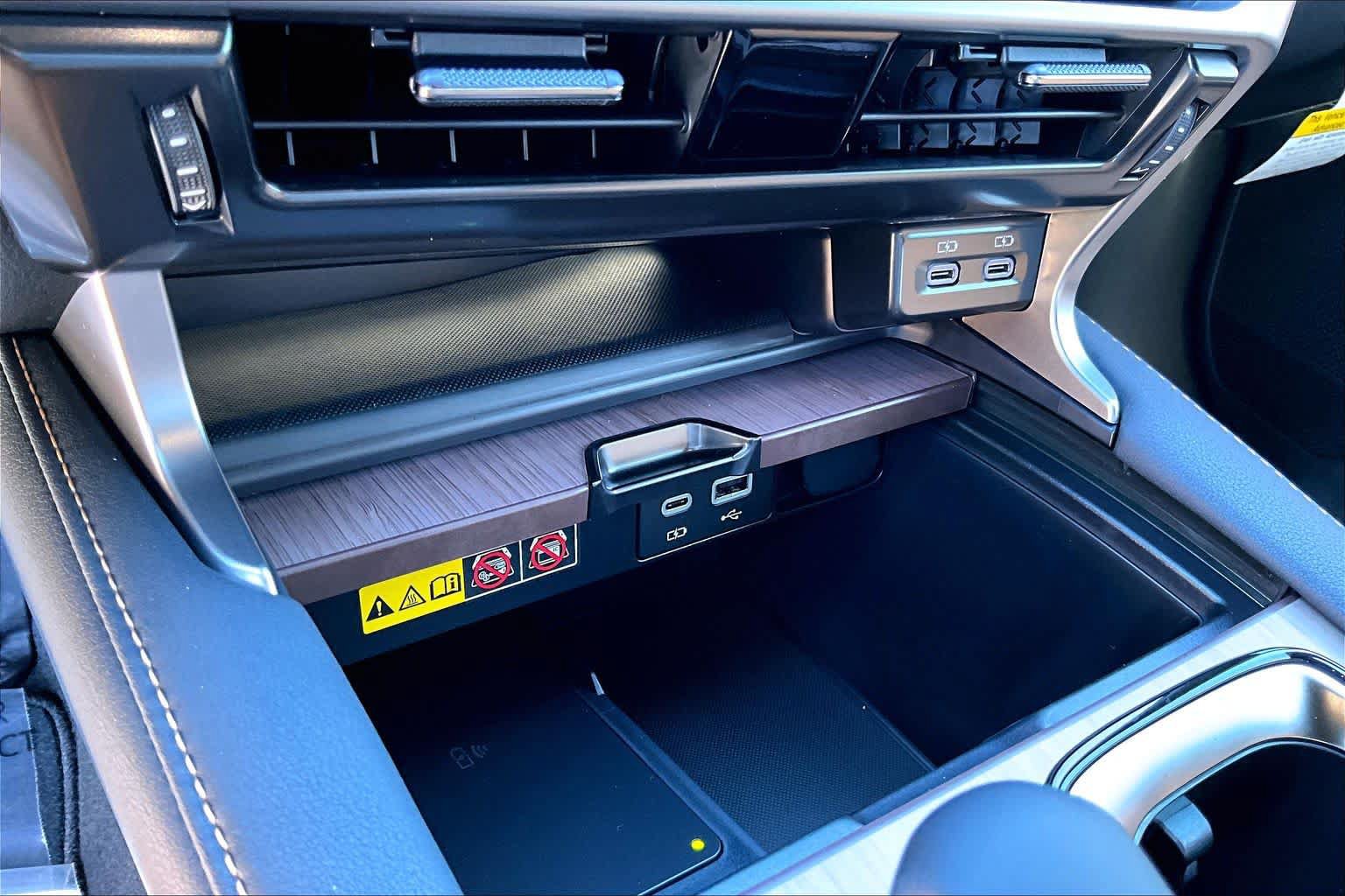 New 2026 Lexus RX 450h AWD image 14