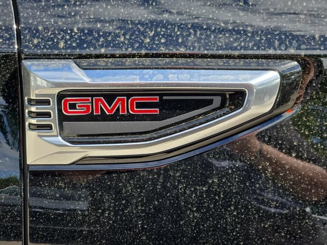 New 2026 GMC Yukon Denali w/ Denali Reserve Package AWD/4WD image 19