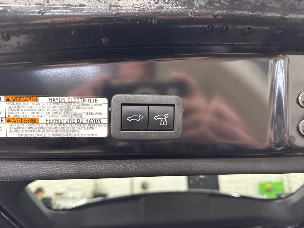 Used 2023 Toyota Corolla Cross XLE w/ Convenience Package image 14