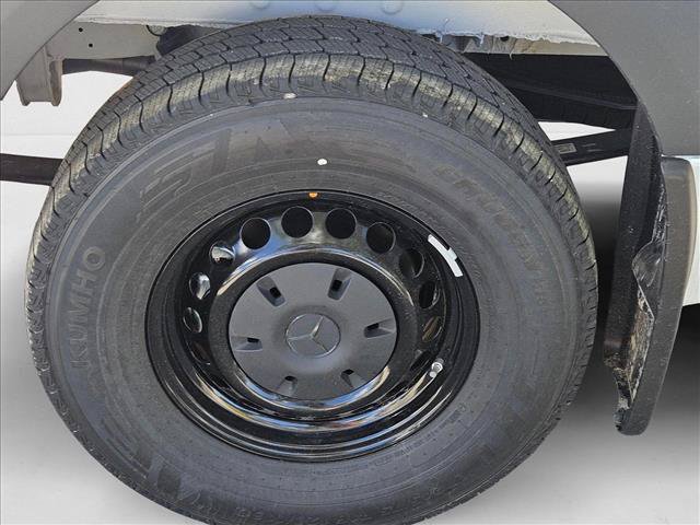 New 2025 Mercedes-Benz Sprinter 2500 image 9