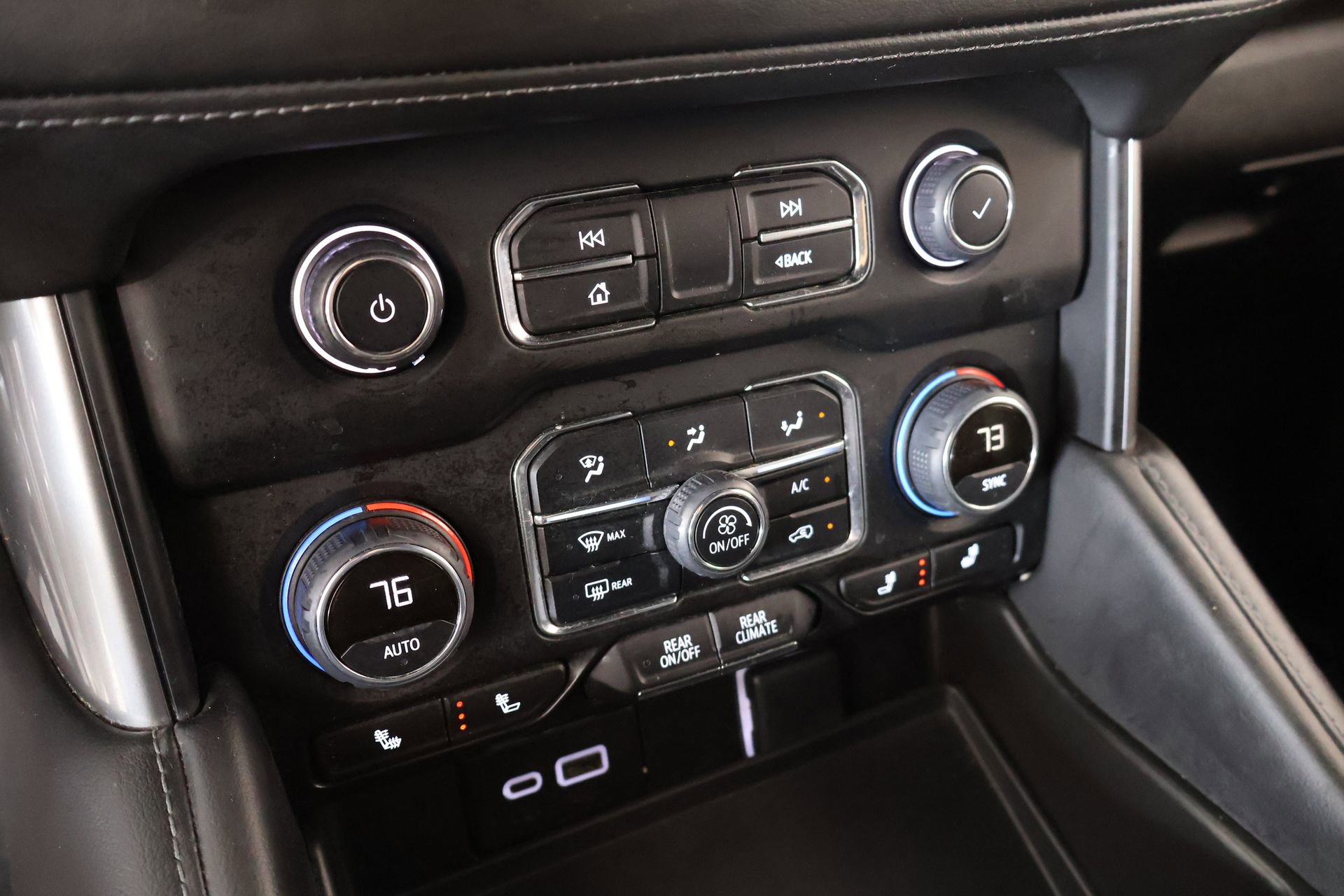 Used 2024 Chevrolet Tahoe LT image 7