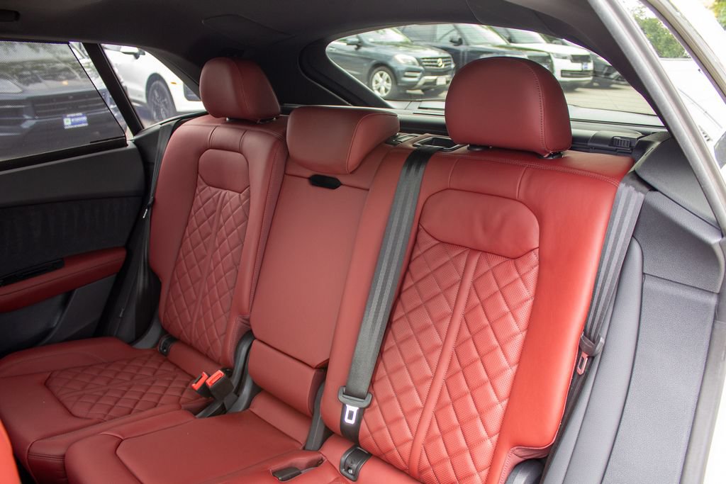 Used 2024 Audi SQ8 Premium Plus AWD/4WD image 22