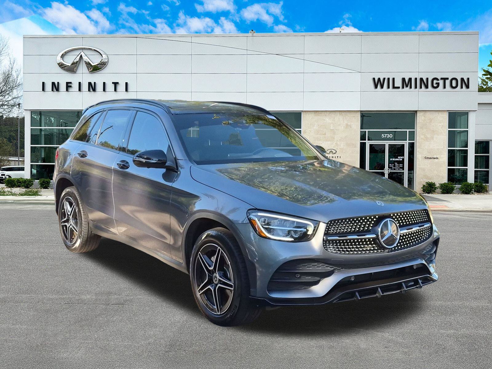 Used 2021 Mercedes-Benz GLC 300 4MATIC image 1