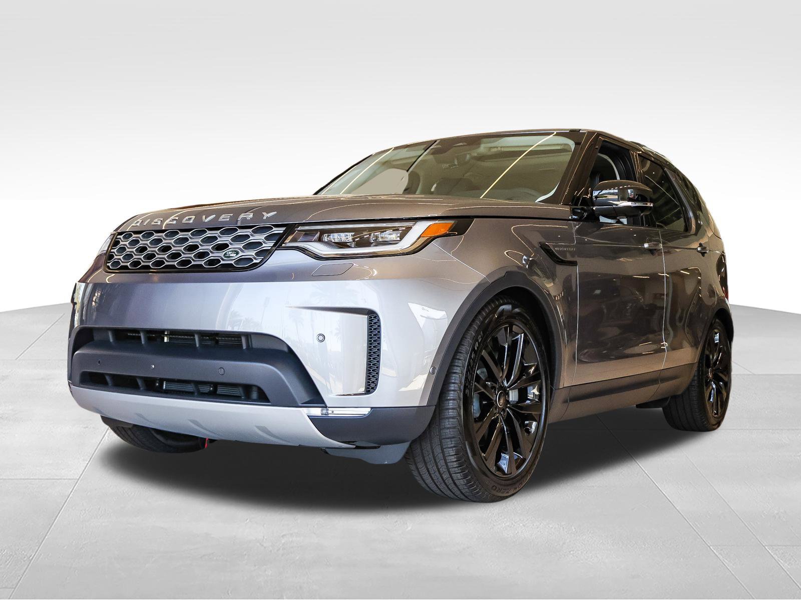 New 2026 Land Rover Discovery S