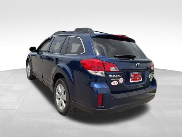 Used 2010 Subaru Outback 2.5i Limited AWD/4WD image 9