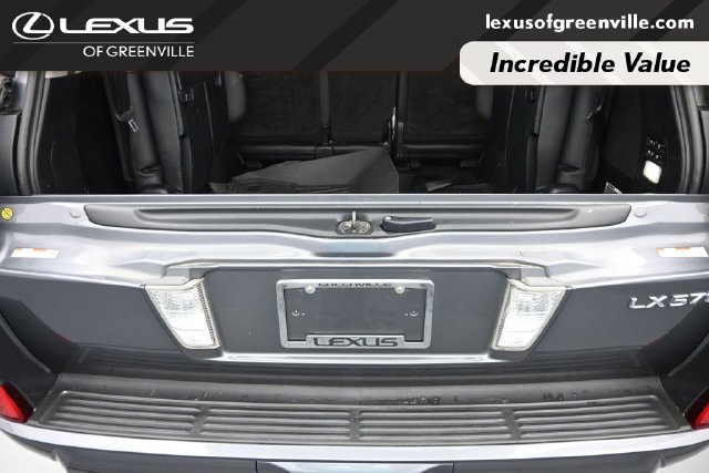 Used 2017 Lexus LX 570 4WD w/ Luxury Package image 33