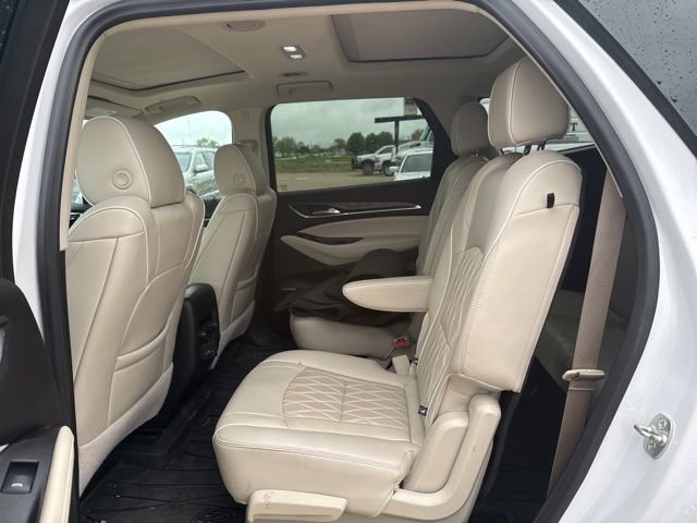 Used 2024 Buick Enclave Avenir w/ Avenir Technology Package AWD/4WD image 17