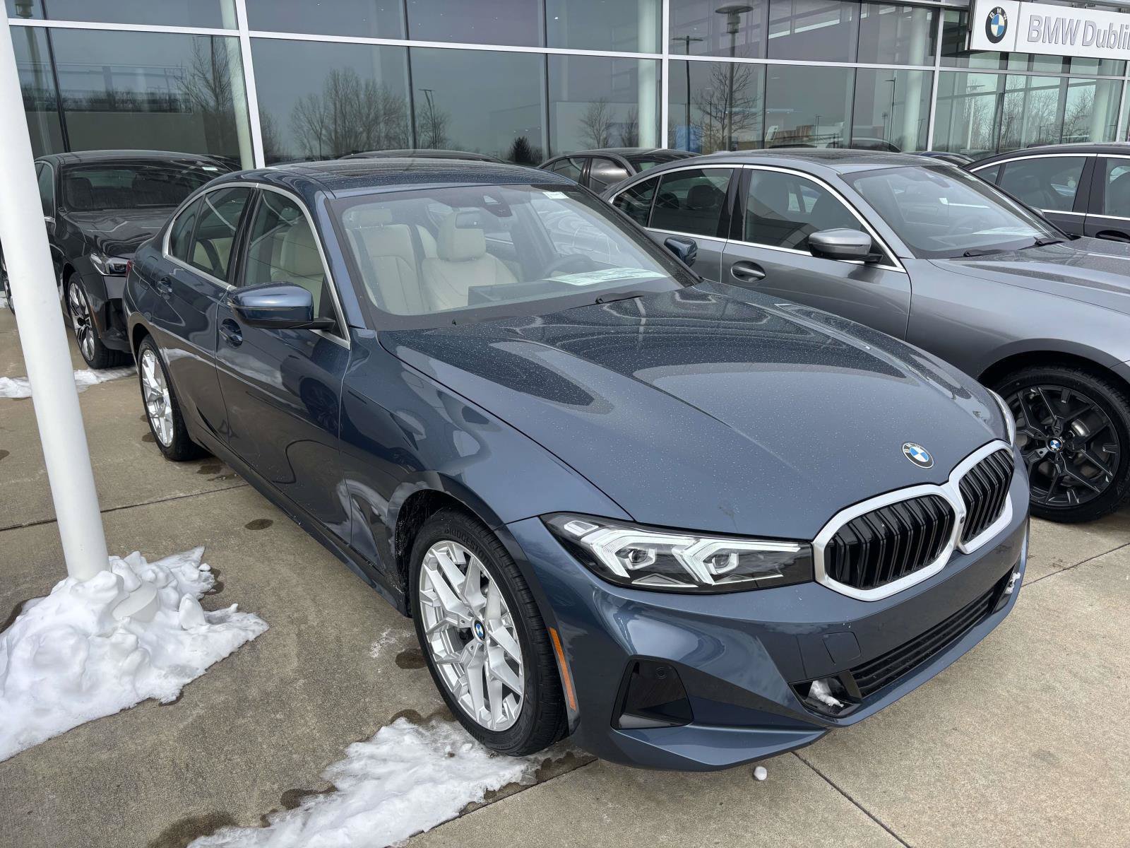 Used 2026 BMW 330i xDrive Sedan w/ Premium Package AWD/4WD image 1