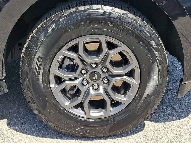 Used 2025 Ford Expedition Max Active AWD/4WD image 8