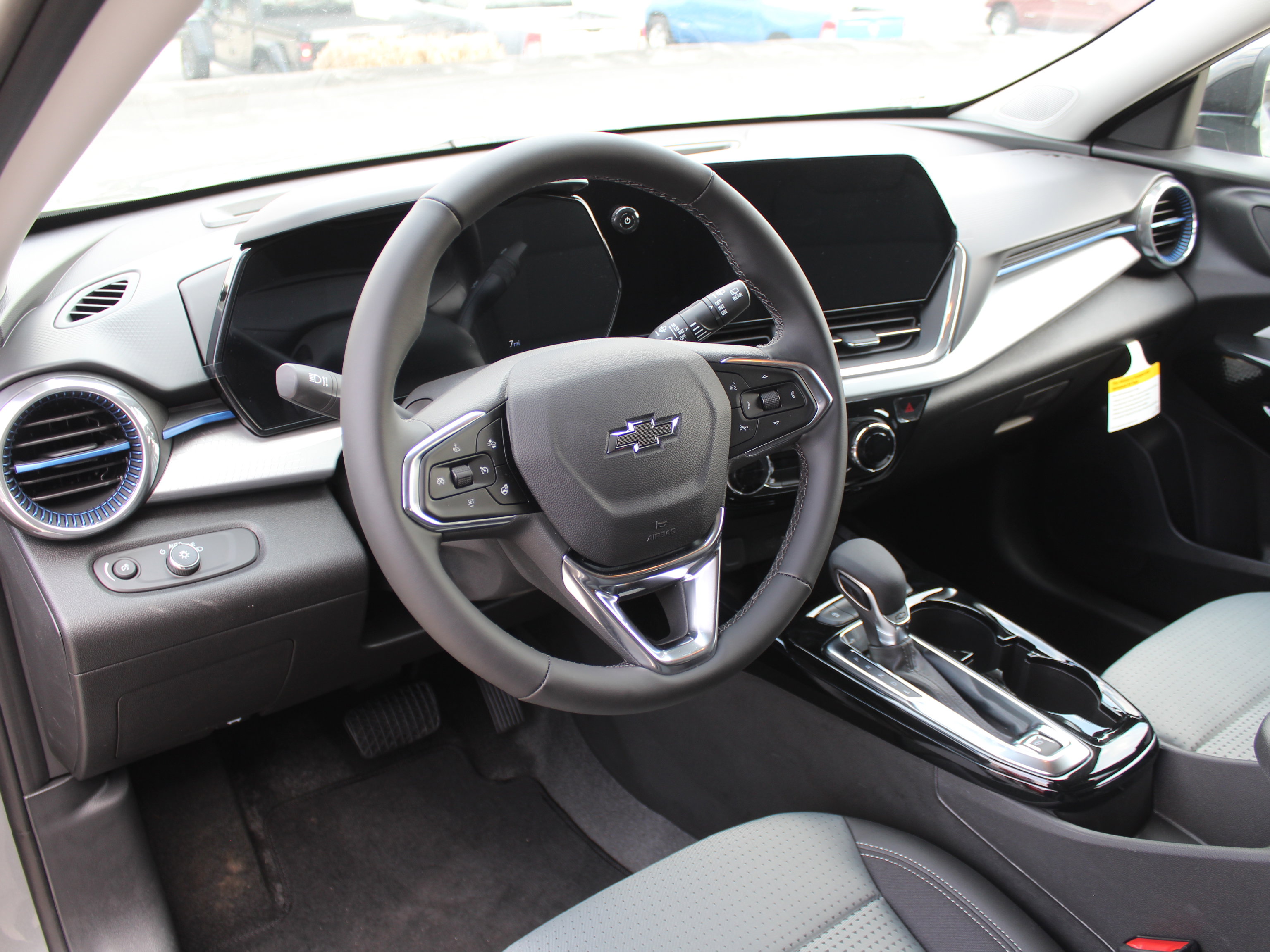 New 2026 Chevrolet Trax LT image 10