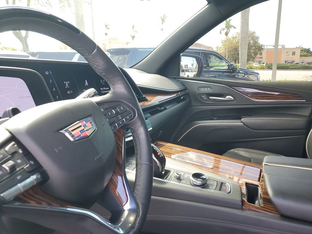 Certified 2023 Cadillac Escalade Premium Luxury image 22