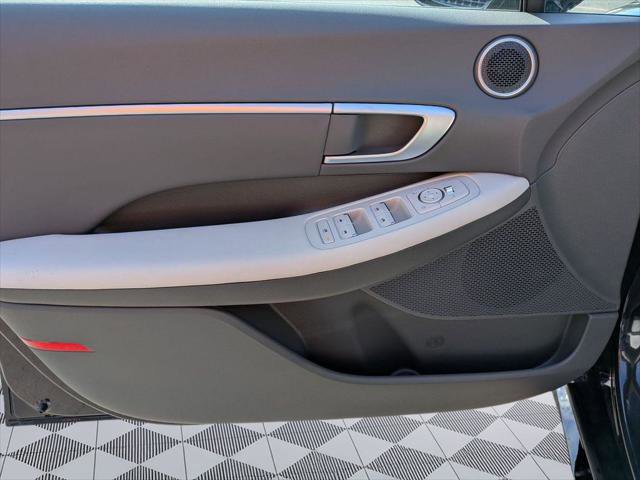 New 2026 Hyundai Sonata SEL AWD/4WD image 10