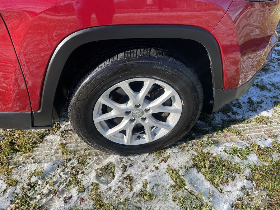 Used 2016 Jeep Cherokee Latitude image 25