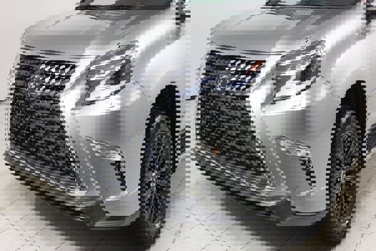 Used 2023 Lexus GX 460 Luxury w/ Sport Design Package image 45
