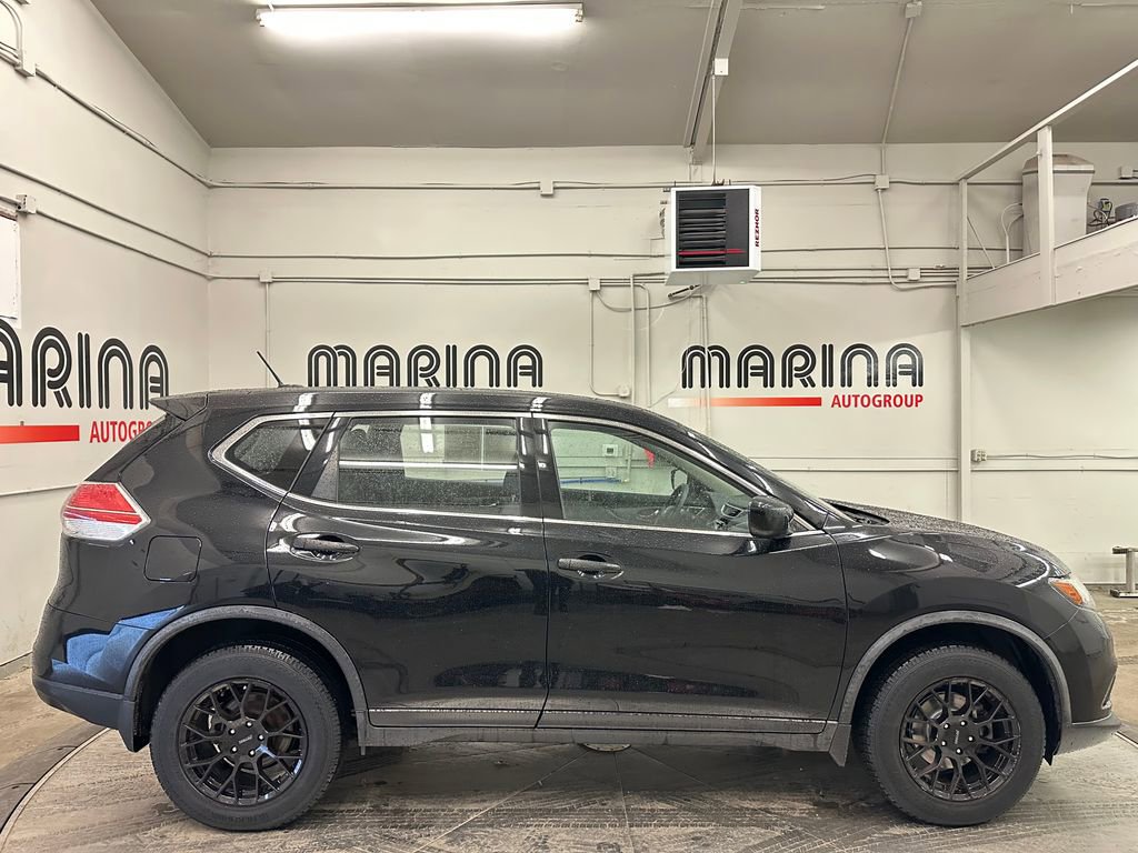 Used 2016 Nissan Rogue S AWD/4WD image 8