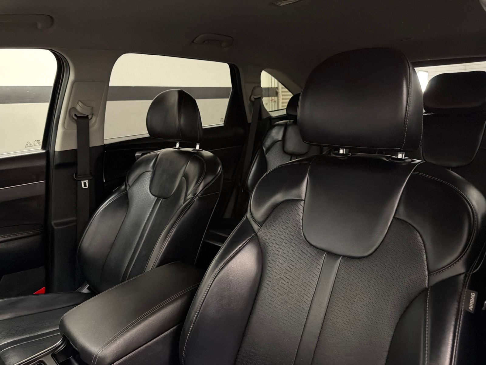 Used 2022 Kia Sorento S FWD image 24