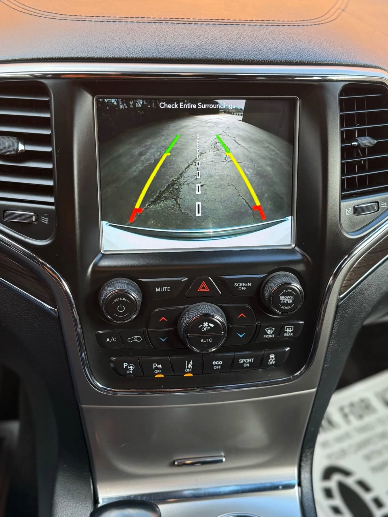 Used 2018 Jeep Grand Cherokee Overland image 21