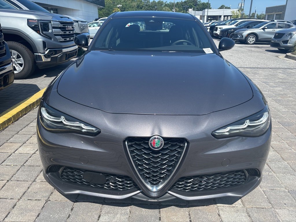 Used 2024 Alfa Romeo Giulia Ti image 41