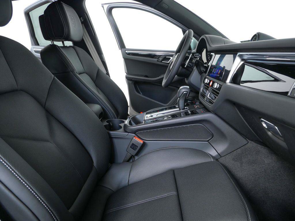 New 2026 Porsche Macan S AWD/4WD image 19
