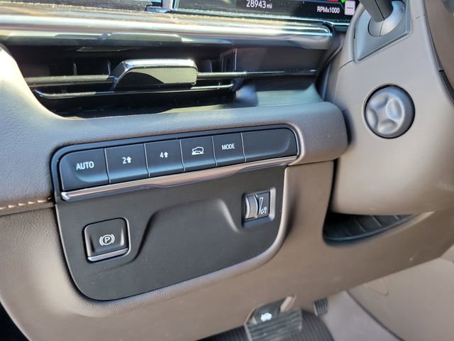 Certified 2022 Cadillac Escalade Premium Luxury w/ LPO, Floor Liner Package AWD/4WD image 31